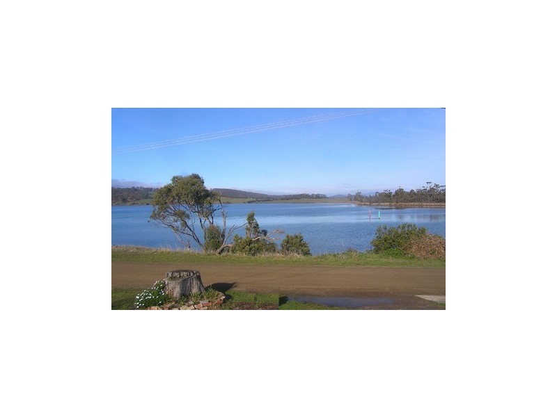 6 Esplanade, Dunalley TAS 7177