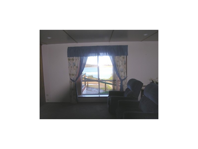6 Esplanade, Dunalley TAS 7177