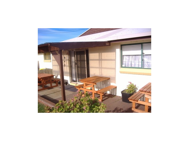 2 Raynors Road, Midway Point TAS 7171