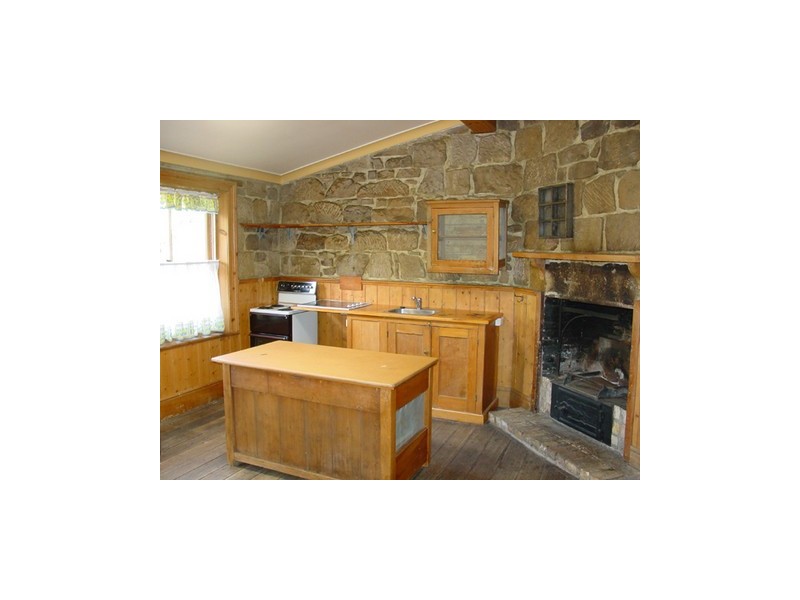 24 Richmond Street, Colebrook TAS 7027