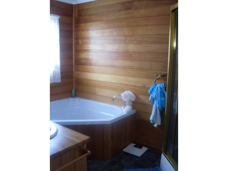 6 Karachi Street, Midway Point TAS 7171
