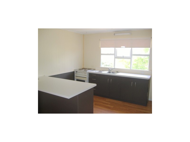 10 Erle Street, Carlton TAS 7173