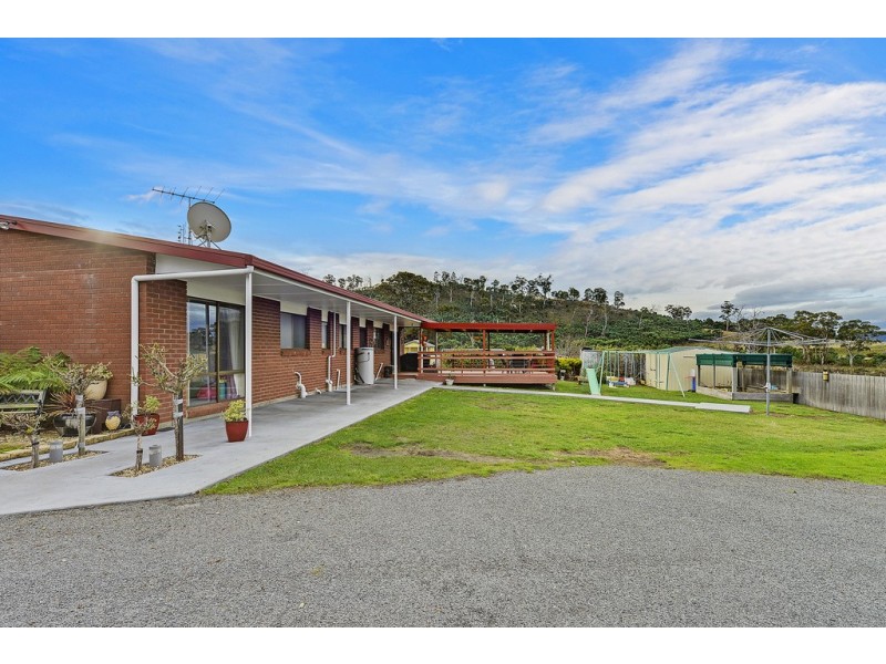 26 Nairn Street, Buckland TAS 7190
