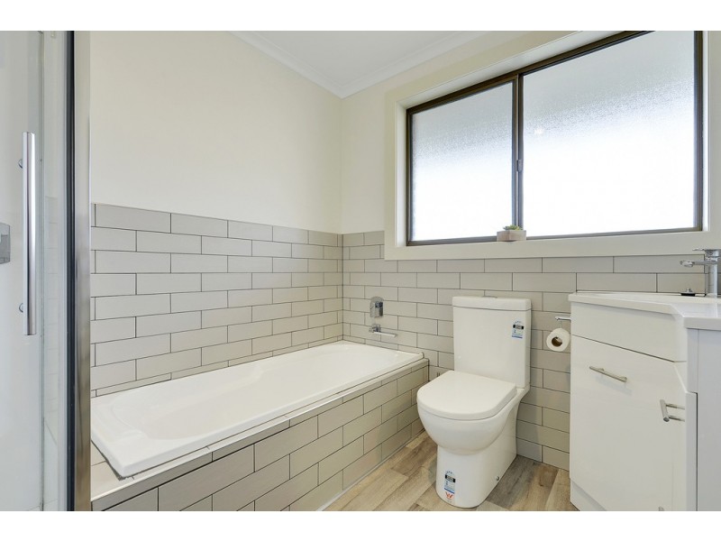 26 Nairn Street, Buckland TAS 7190