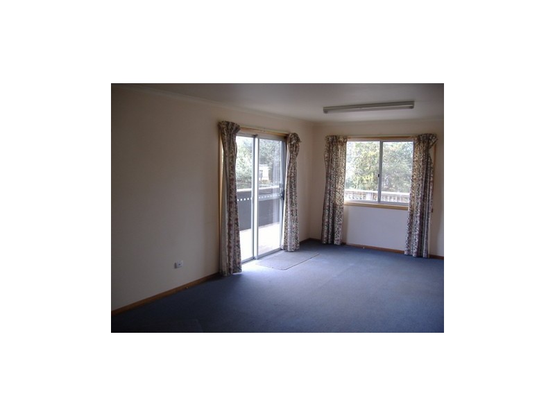 24 Beach Street, White Beach TAS 7184