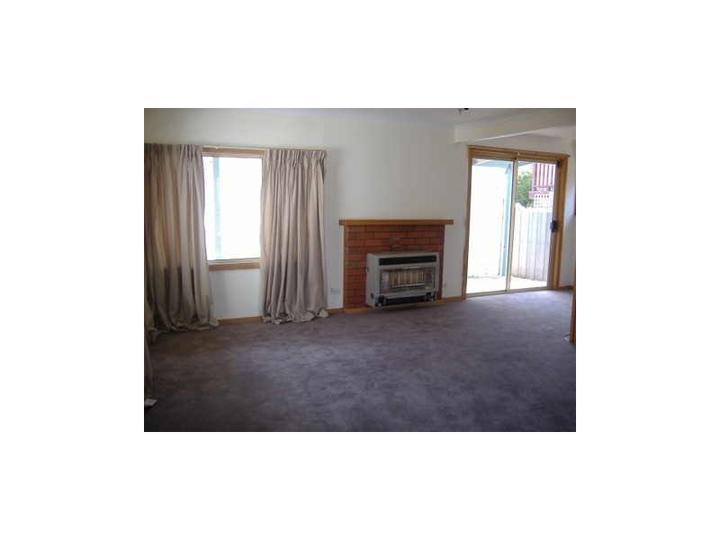 12 Fifth Avenue, Dodges Ferry TAS 7173