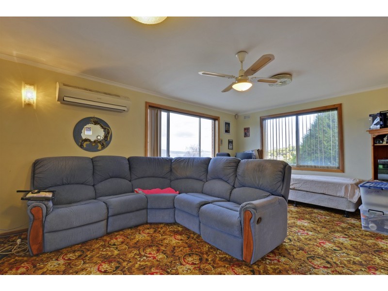 11 Bland Court, Rokeby TAS 7019