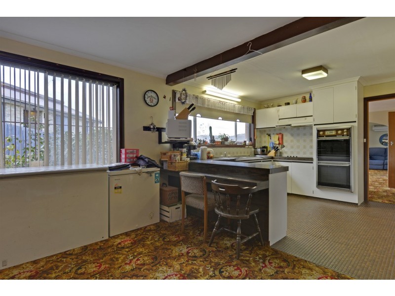 11 Bland Court, Rokeby TAS 7019