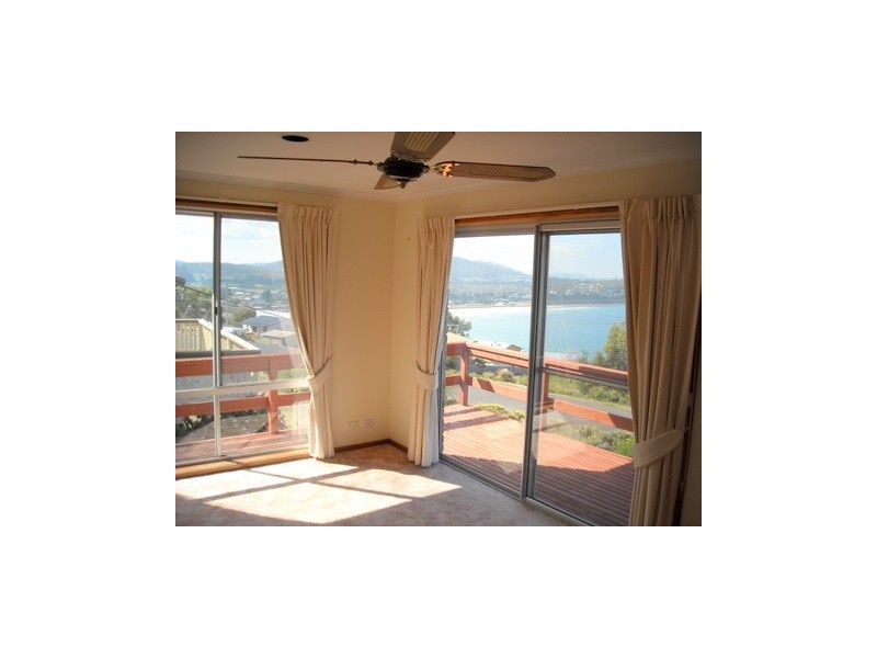 37 Sea Eagle Road, Primrose Sands TAS 7173