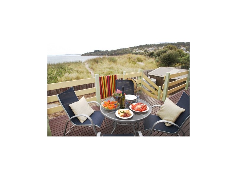 9 Grebe Street, Primrose Sands TAS 7173