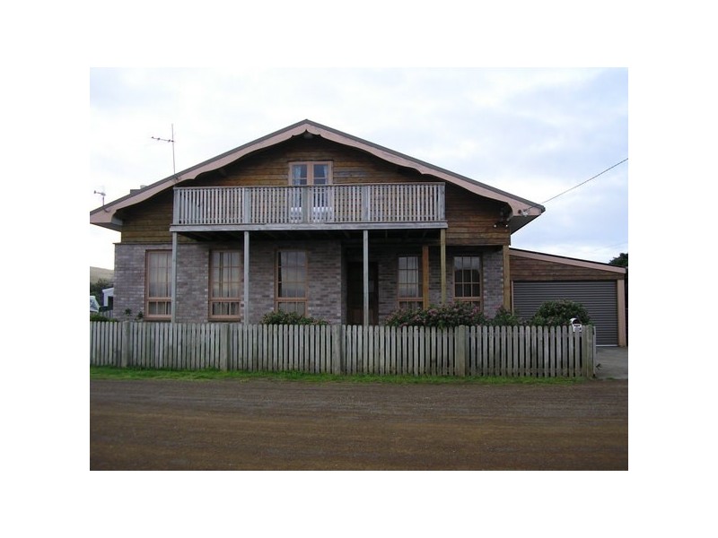 9 Jones Parade, Lewisham TAS 7173