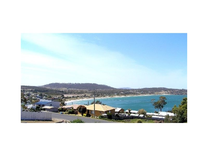 35 Sea Eagle, Primrose Sands TAS 7173