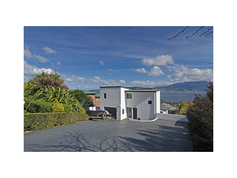 543 Oceana Drive, Howrah TAS 7018