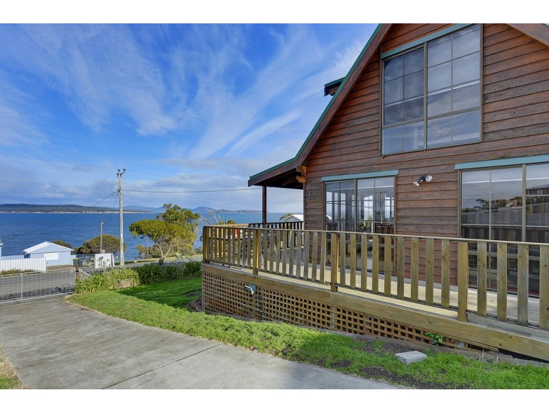 26 Linden Road, Primrose Sands TAS 7173