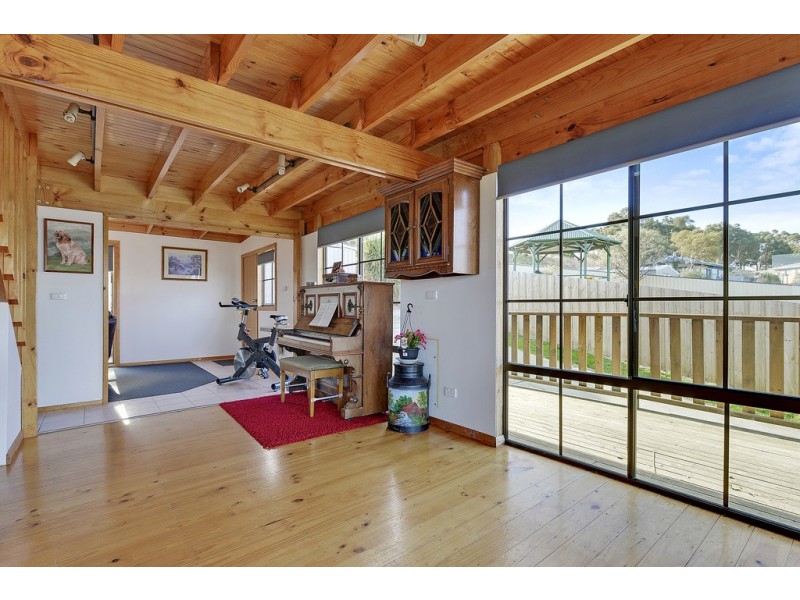 26 Linden Road, Primrose Sands TAS 7173