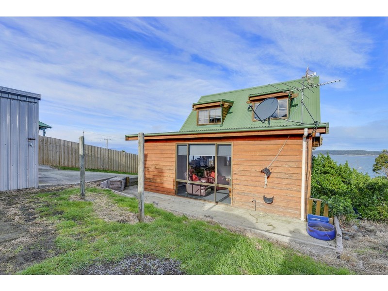26 Linden Road, Primrose Sands TAS 7173