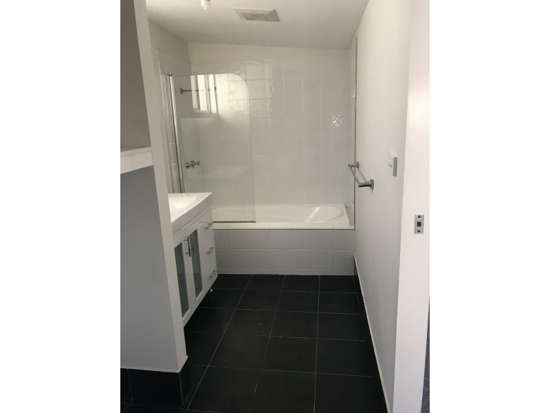 4 Jetty Road, Dodges Ferry TAS 7173