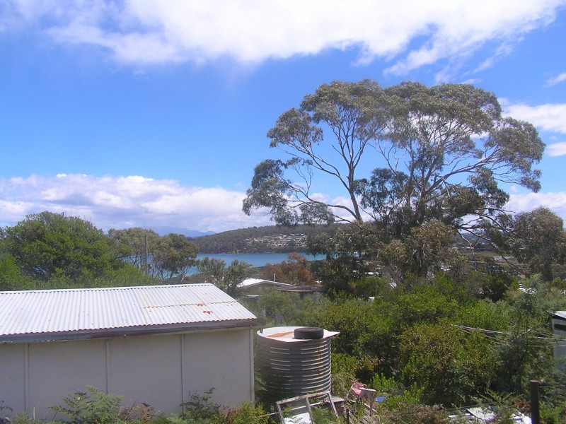 18 Spiraea Street, Primrose Sands TAS 7173