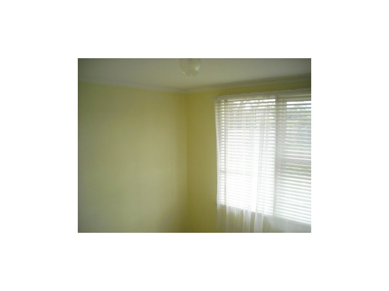 6 Erle Street, Carlton TAS 7173