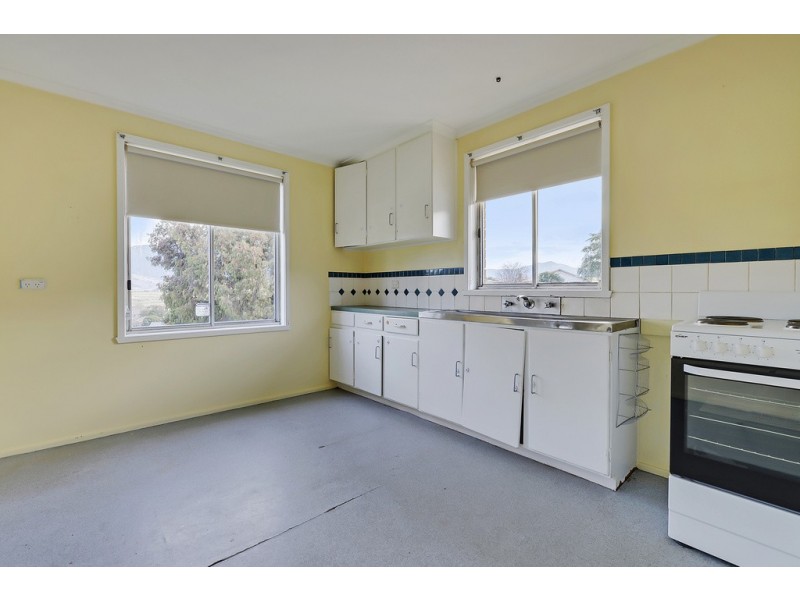 2 Thistle Street, Gagebrook TAS 7030