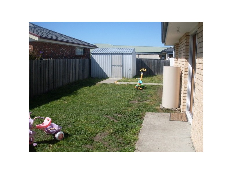 2/5 Torquay Drive, Sorell TAS 7172