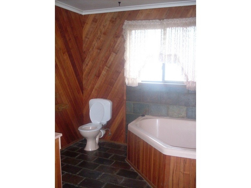 407 Shark Point Road, Penna TAS 7171