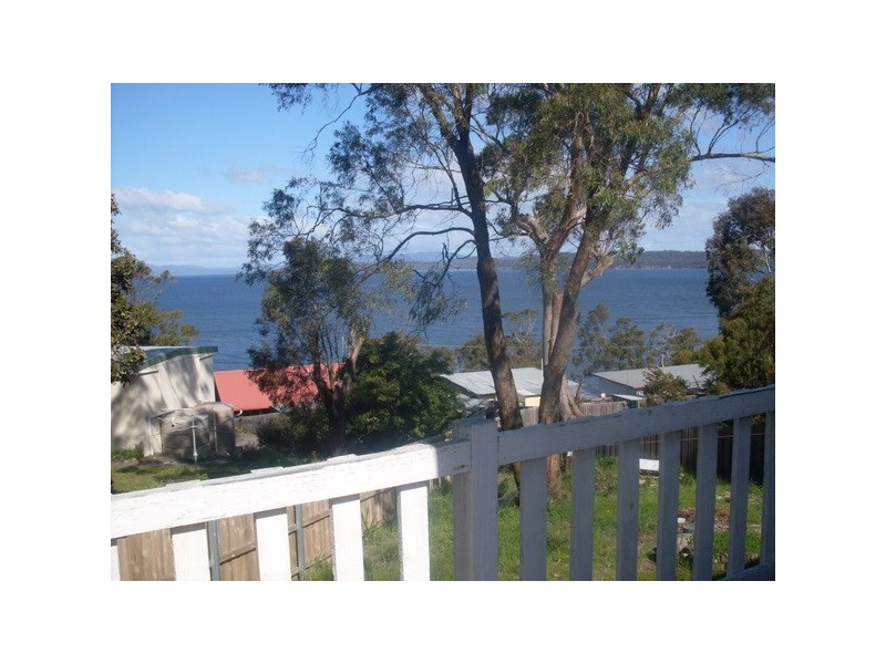 2 Pine Court, Primrose Sands TAS 7173