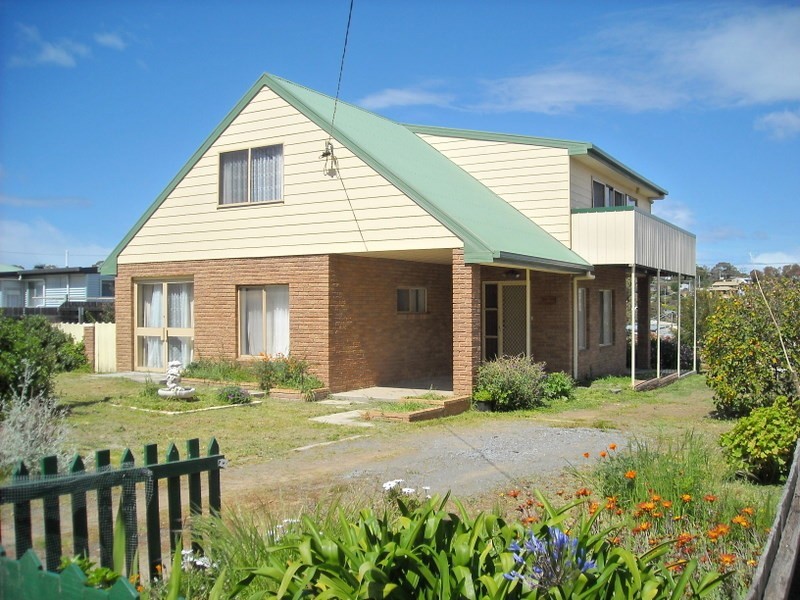 15 Webb Street, Dodges Ferry TAS 7173
