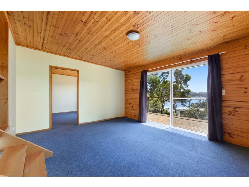 450 White Beach Road, White Beach TAS 7184
