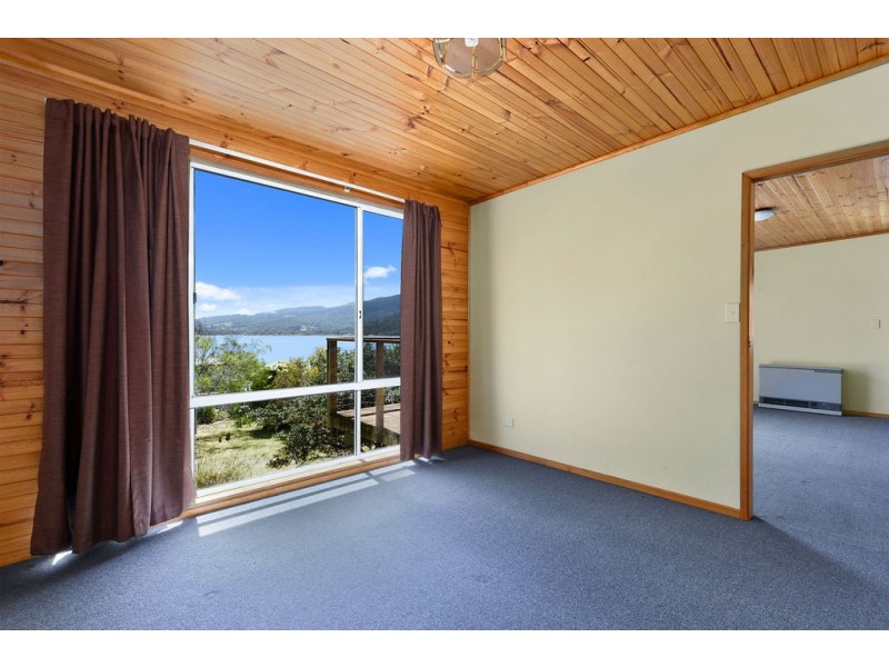 450 White Beach Road, White Beach TAS 7184
