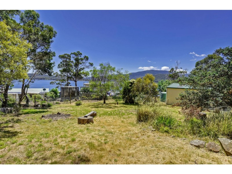 450 White Beach Road, White Beach TAS 7184