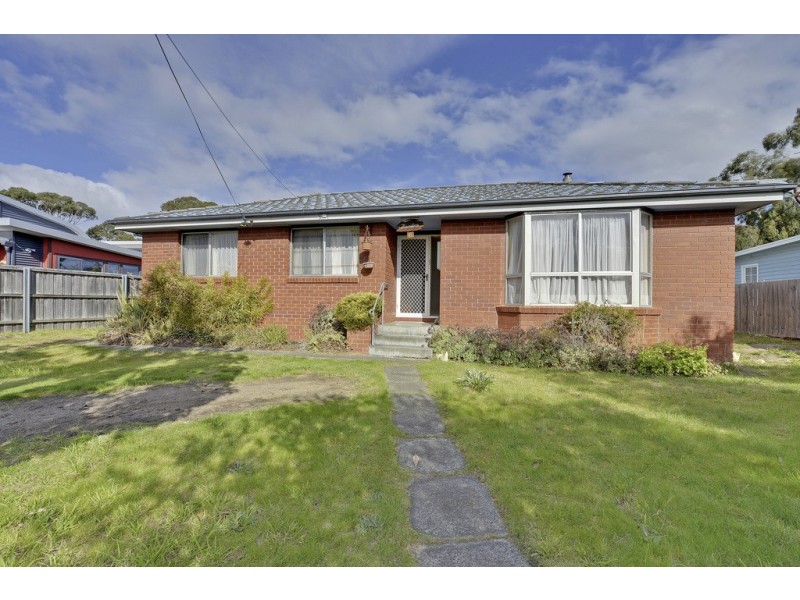 6 Aragoon Street, Lauderdale TAS 7021