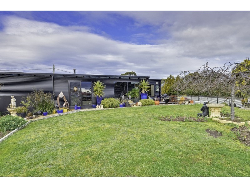8 Elise Drive, Dodges Ferry TAS 7173
