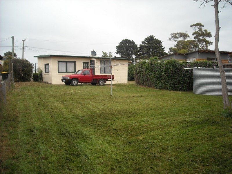 9 Fifth Avenue, Dodges Ferry TAS 7173