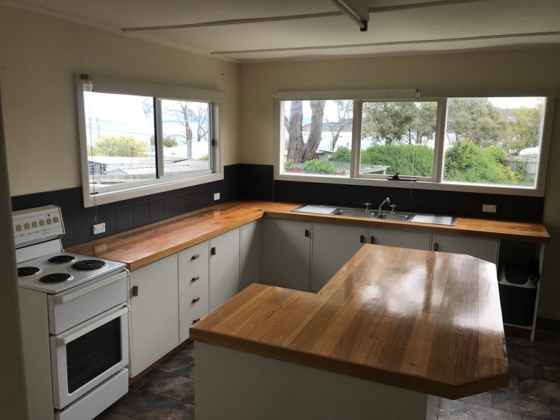 17 Erica Road, Primrose Sands TAS 7173