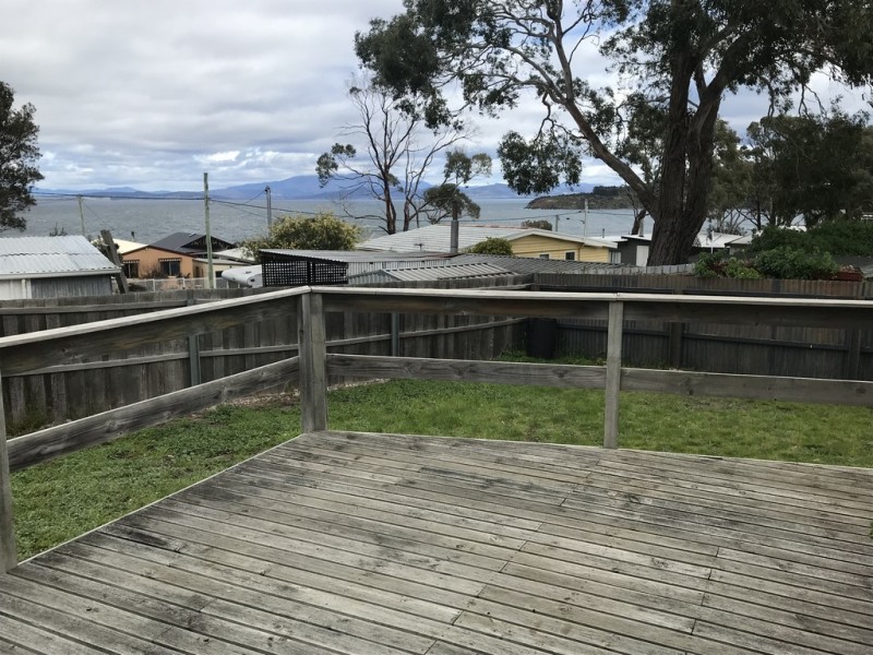 17 Erica Road, Primrose Sands TAS 7173