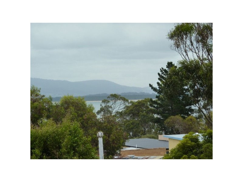 18 Lateena Street, Dodges Ferry TAS 7173