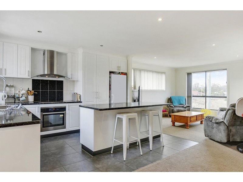5 Carlton River Road, Dodges Ferry TAS 7173