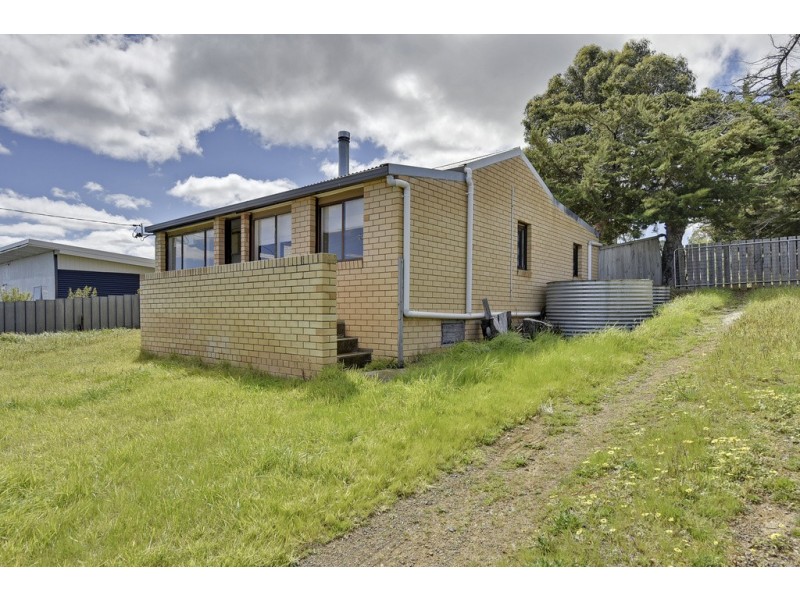 74 Lewisham Scenic Drive, Lewisham TAS 7173
