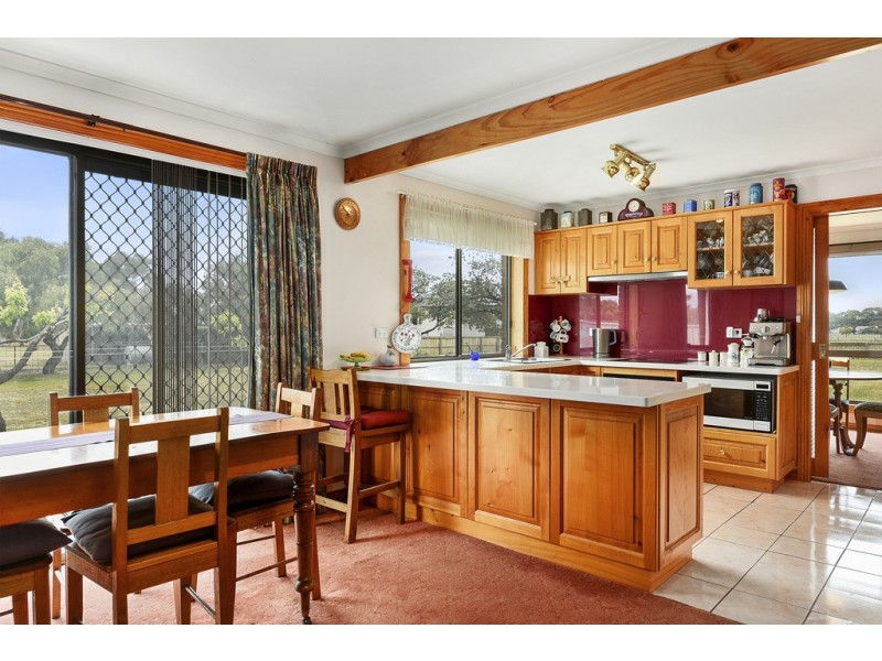 256 Shark Point Road, Penna TAS 7171