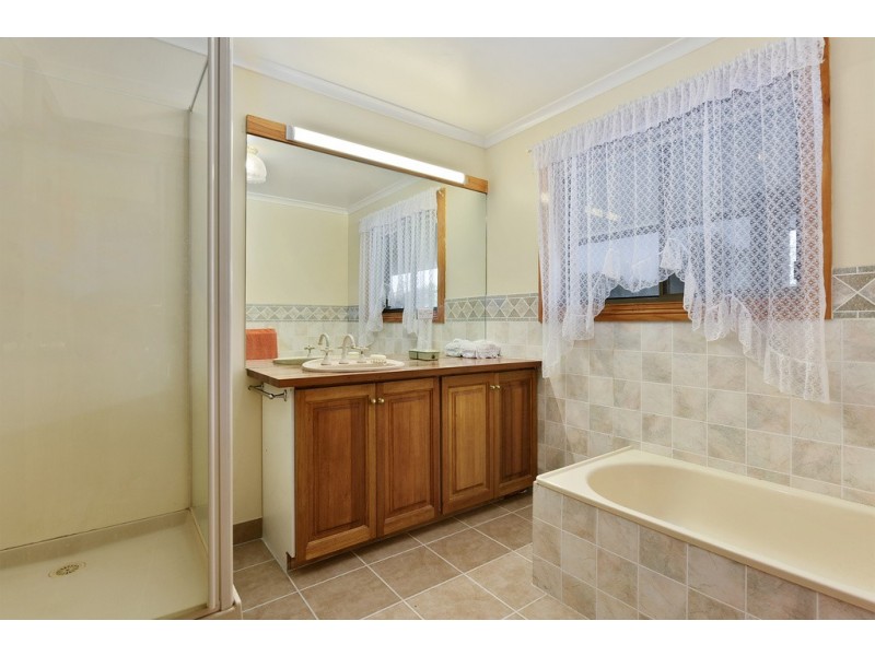 256 Shark Point Road, Penna TAS 7171