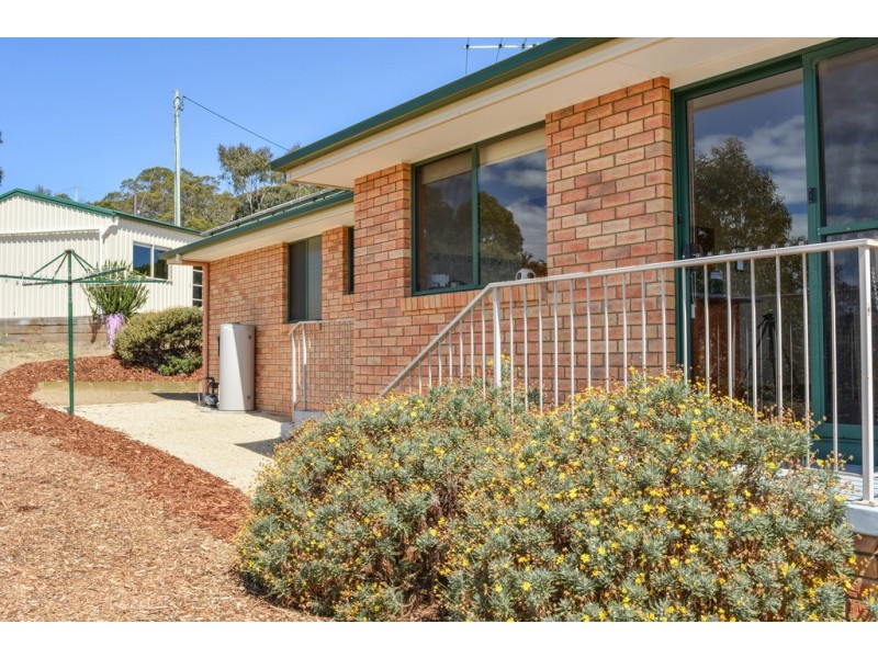18 Lewisham Scenic Drive, Lewisham TAS 7173