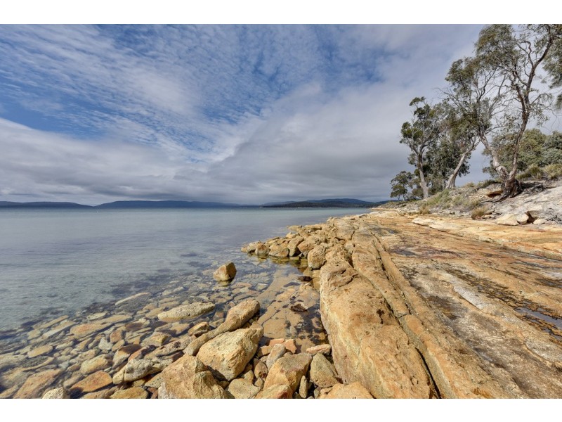11 Turners Road, Saltwater River TAS 7186