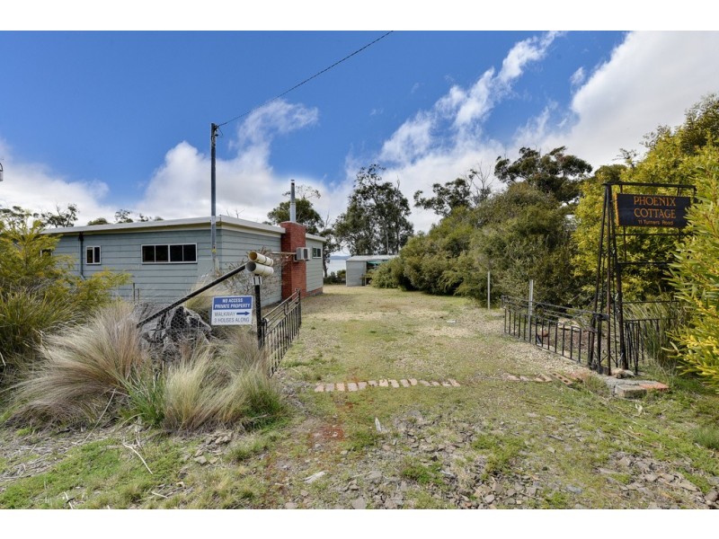 11 Turners Road, Saltwater River TAS 7186