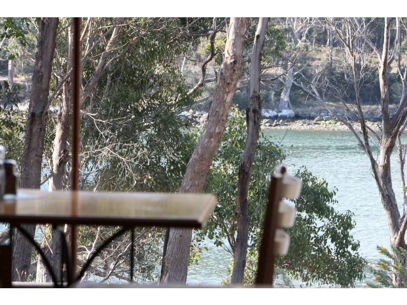 5131 Arthur Highway, Eaglehawk Neck TAS 7179