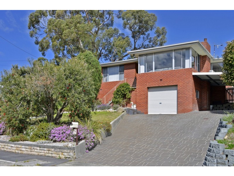 21 Banawarra Road, Geilston Bay TAS 7015