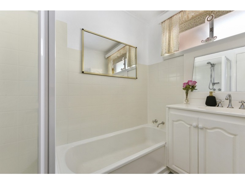 21 Banawarra Road, Geilston Bay TAS 7015