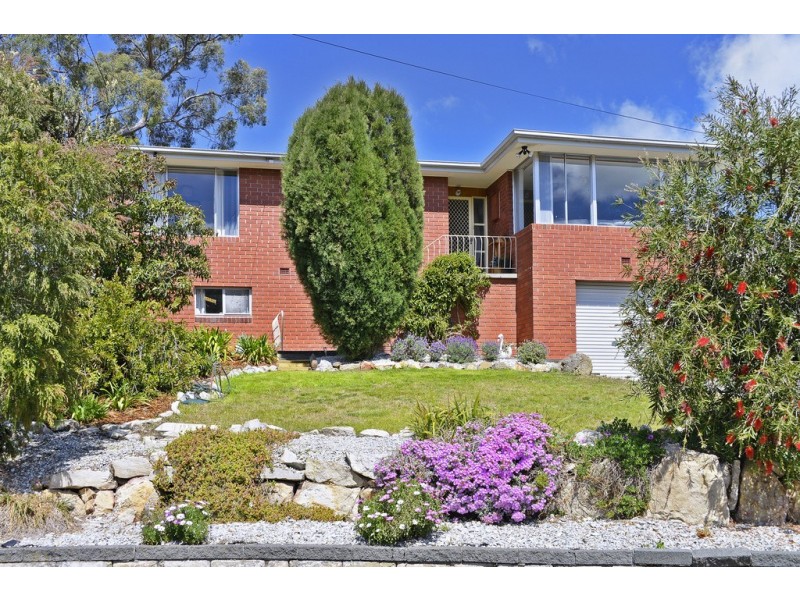 21 Banawarra Road, Geilston Bay TAS 7015