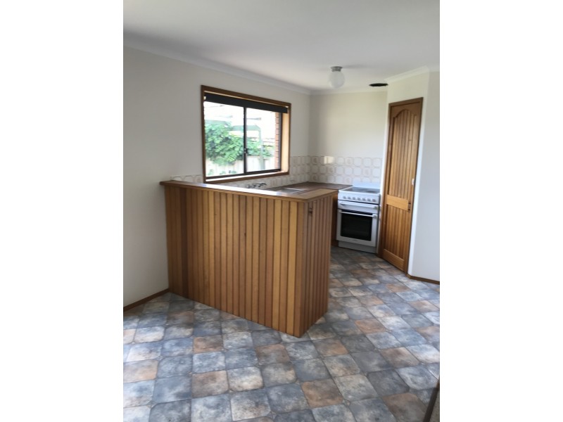 4 Mannata Street, Lauderdale TAS 7021