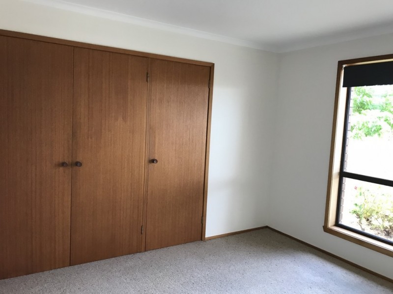 4 Mannata Street, Lauderdale TAS 7021